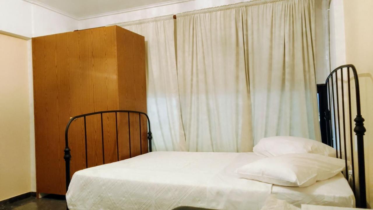Central Athens Pad מראה חיצוני תמונה